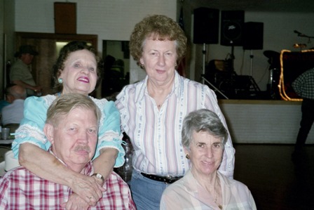 Evelyn_Digman_Dorothy_Roger_Boeckman_Rosemary_Daus.jpg